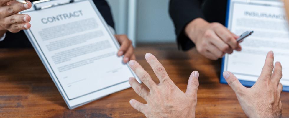 Cláusulas que no deberían faltar en un contrato comercial