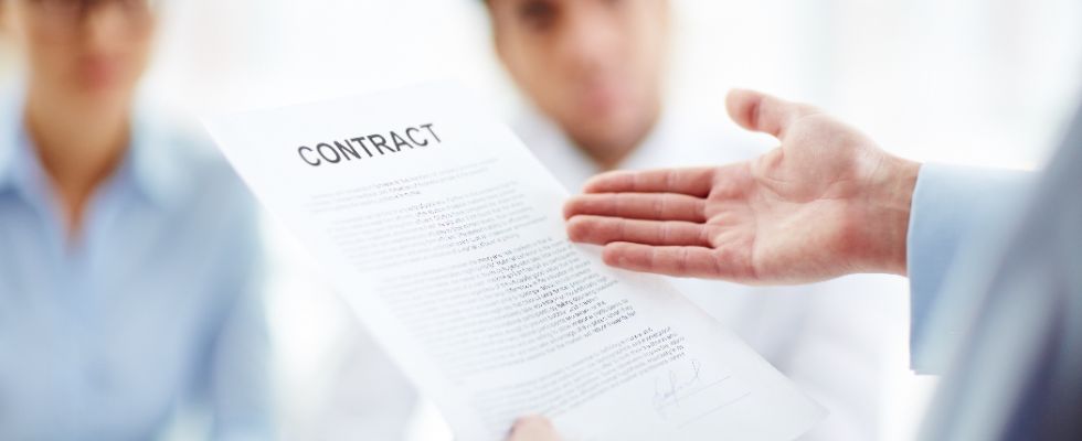 ¿Qué hacer cuando un proveedor incumple un contrato?